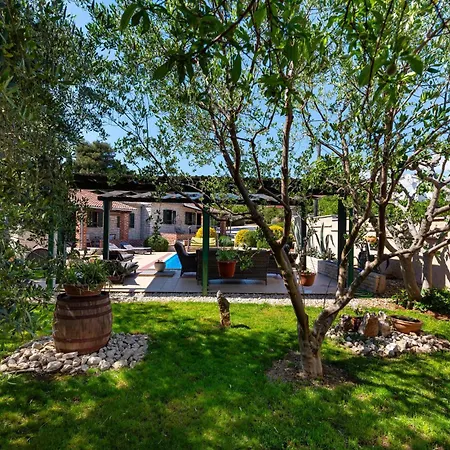 Holiday home Tea Posedarje