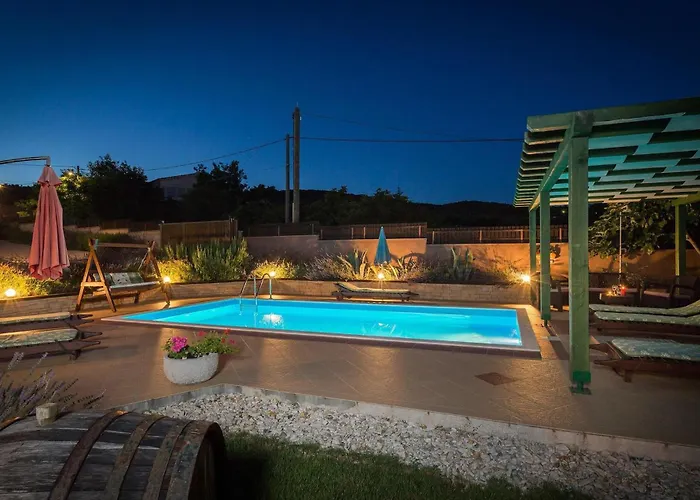 Holiday home Tea Posedarje