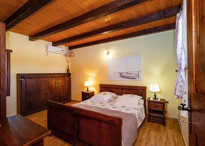 Tea Ferienhaus Posedarje